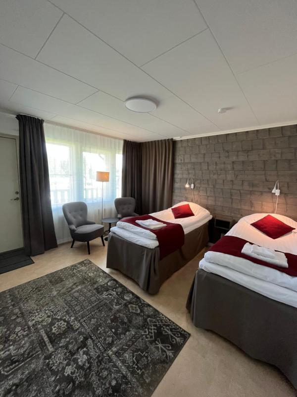 Double Room image 2