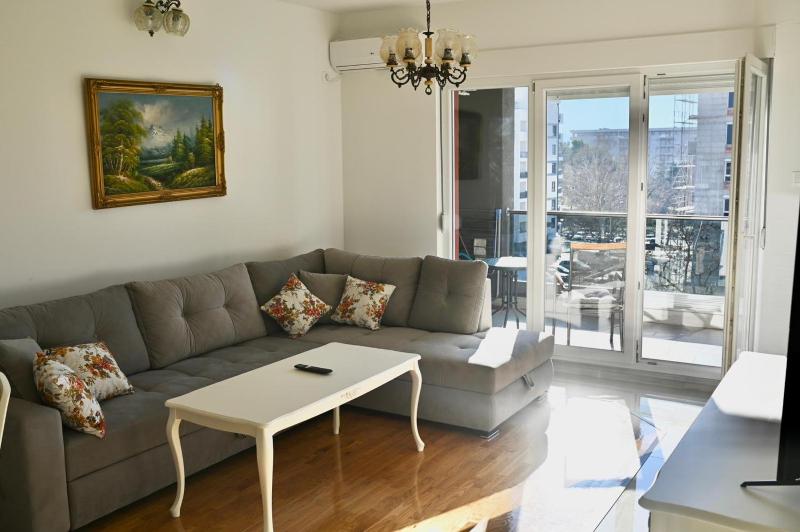Apartment Lola Images