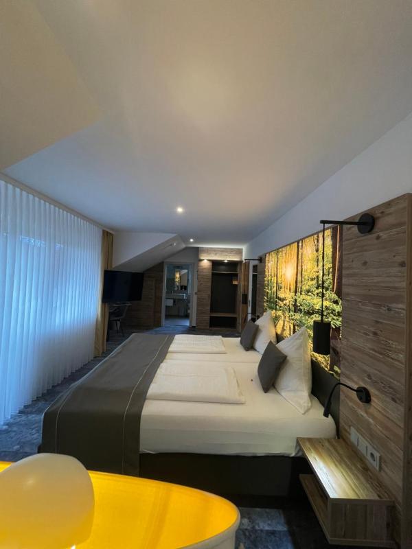 Superior Quadruple Room image 1