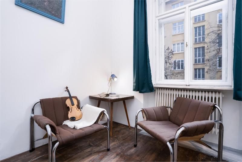 Prague Days - Family-friendly Apartment with Smart TV in quiet Vinohrady - image 13