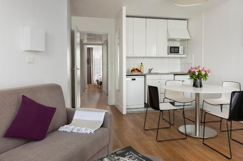 Deluxe Apartment image 4
