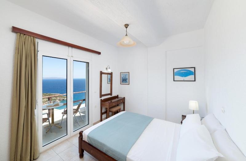 Suite (4 Adults) image 1