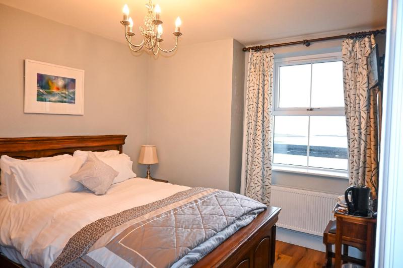 Deluxe Double Room image 1