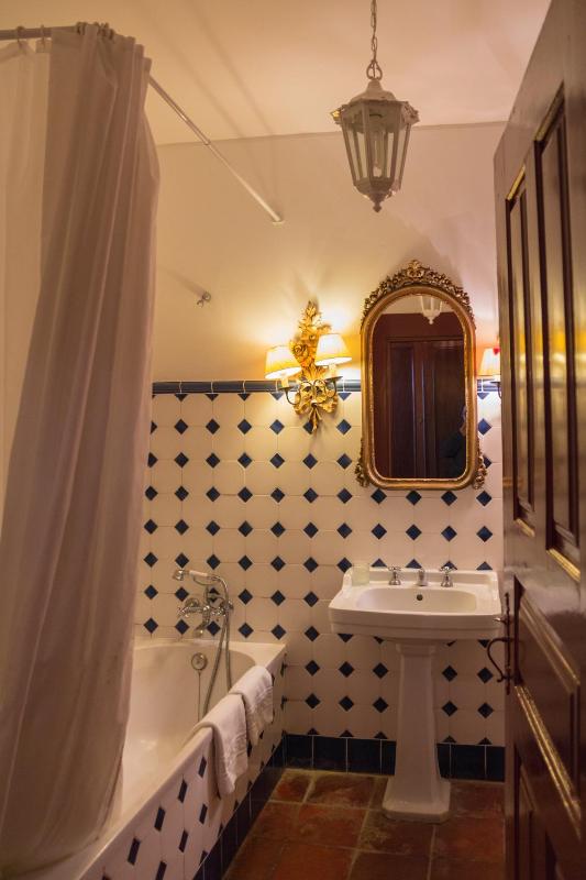 Standard Double Room image 2
