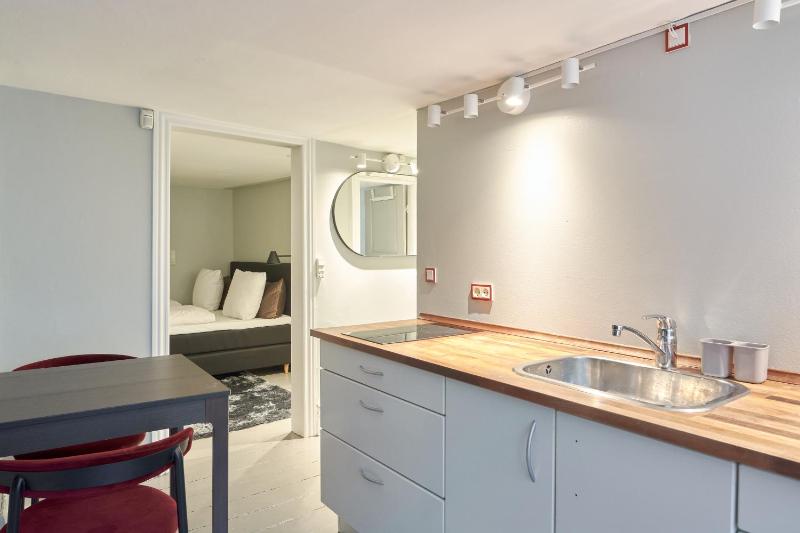 Superior Apartment image 3