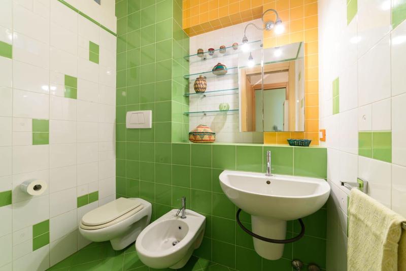 La Camelia Apartment - image 8