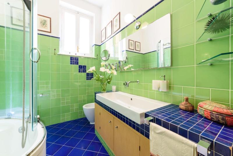 La Camelia Apartment - image 17
