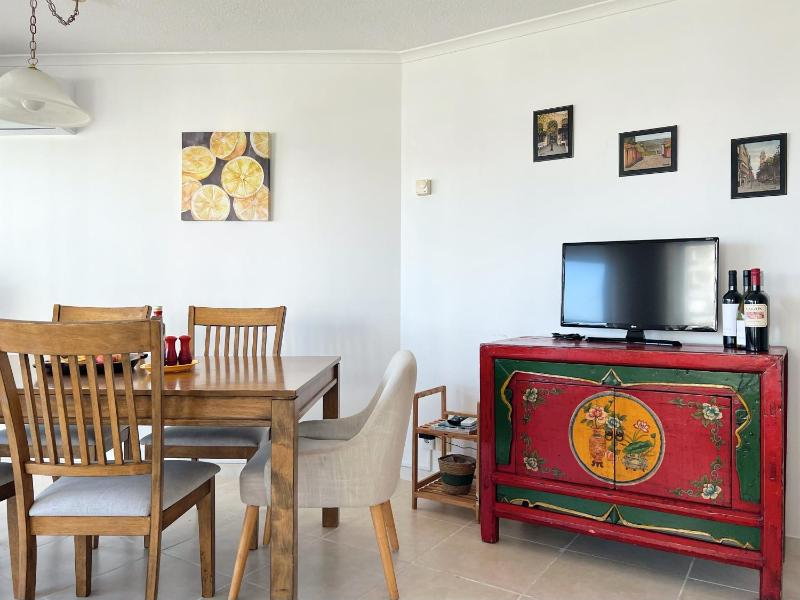 South Beach Apartment - image 21