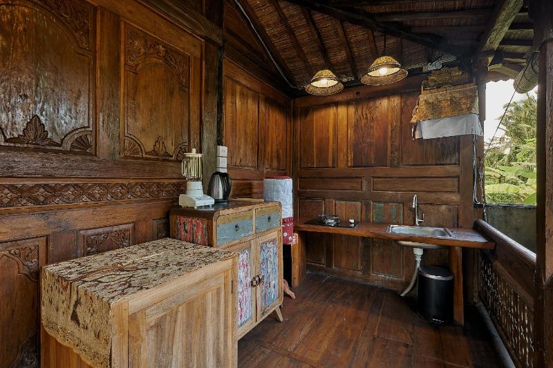 Kawan Antique Ubud Villa - image 6