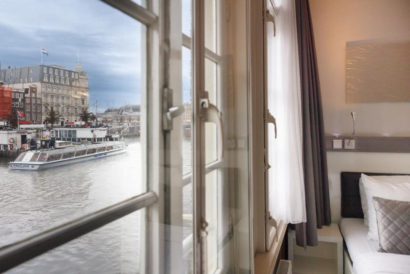 Hotel CC - image 6