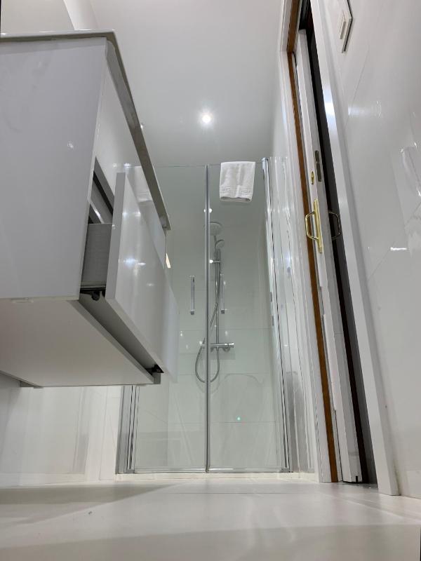 Studio Apartment image 2