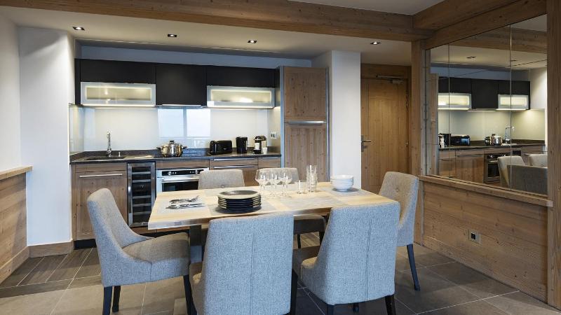 Two-Bedroom Apartment for 6 people with Spa Access image 3
