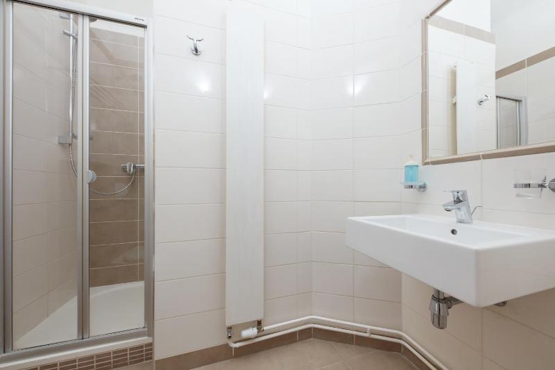Comfort Double Room with Balcony image 3