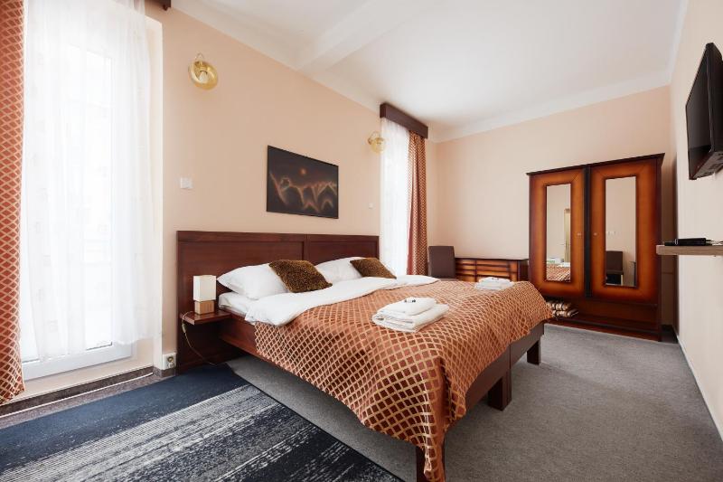 Comfort Double Room with Balcony image 1