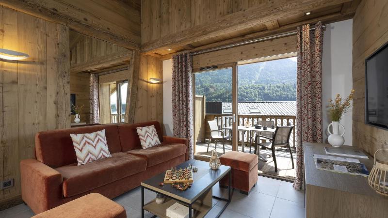 Two-Bedroom Apartment for 6 people with Spa Access image 3