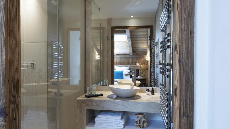 Four-Bedroom Apartment for 10 people with Spa Access image 2