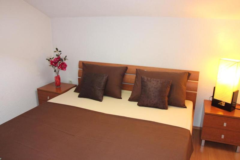 Apartments Petani - image 8