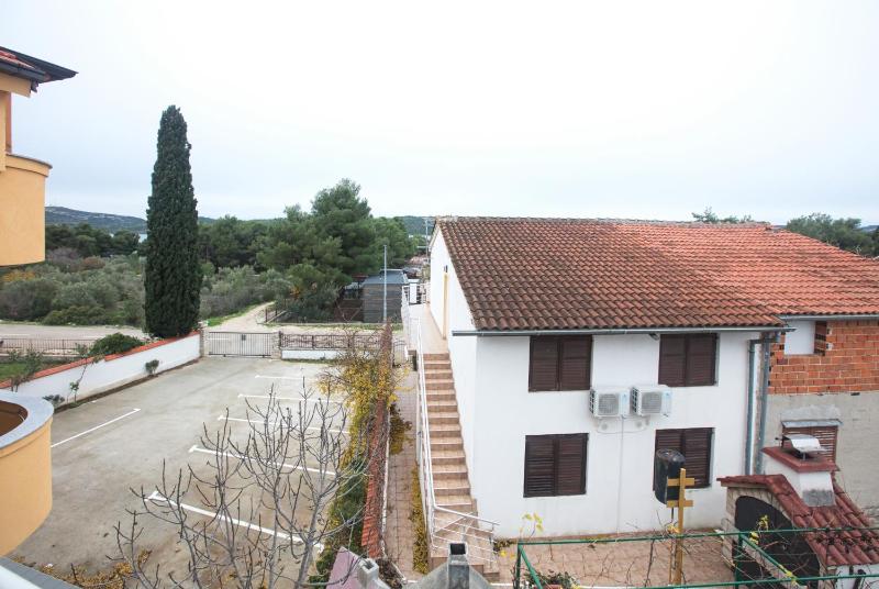 Two-Bedroom Apartment with Terrace and Sea View image 2
