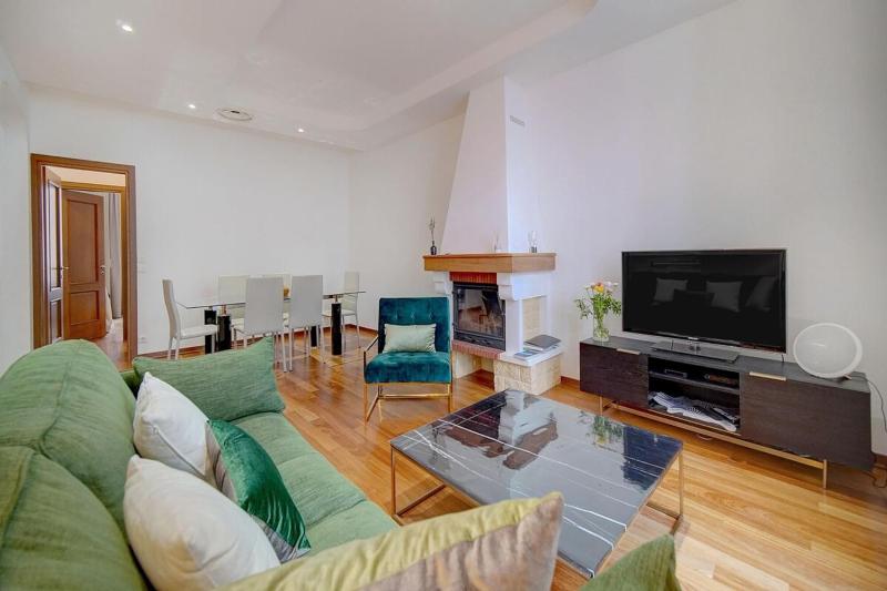 REF 1320 - Cannes Center - Apartment for rent - image 12