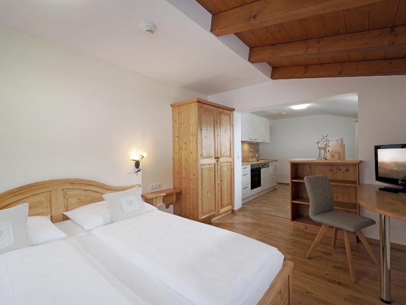 Apartment with Mountain View image 3