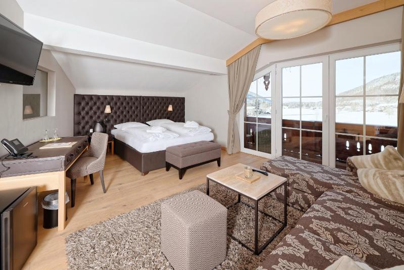 Junior Suite image 1