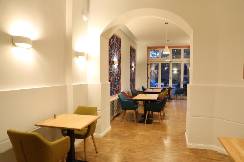 Art Hotel Charlottenburger Hof Berlin - image 8