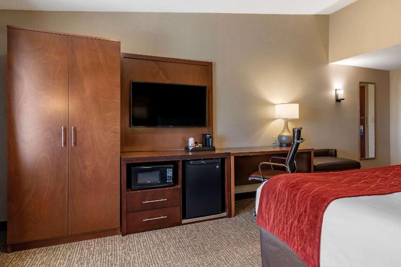 King Room - Non-Smoking image 3