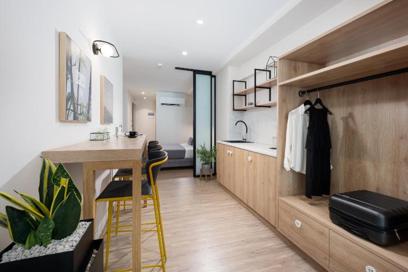 Executive Double Room image 4