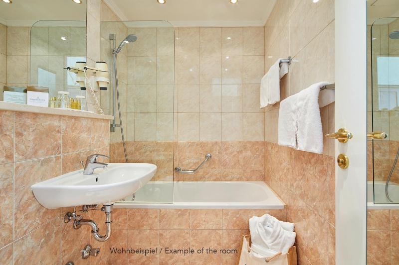 Comfort Double Room image 3