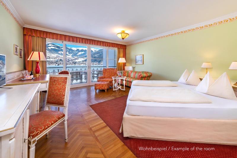 Deluxe Double Room with Lake View image 1