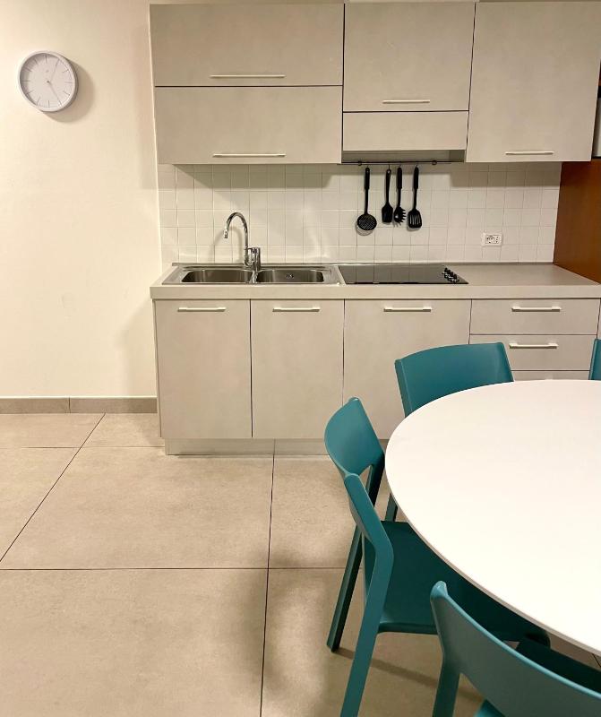 Two-Bedroom Apartment with Garden image 3