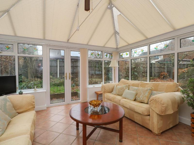 7 Marl Croft - image 16
