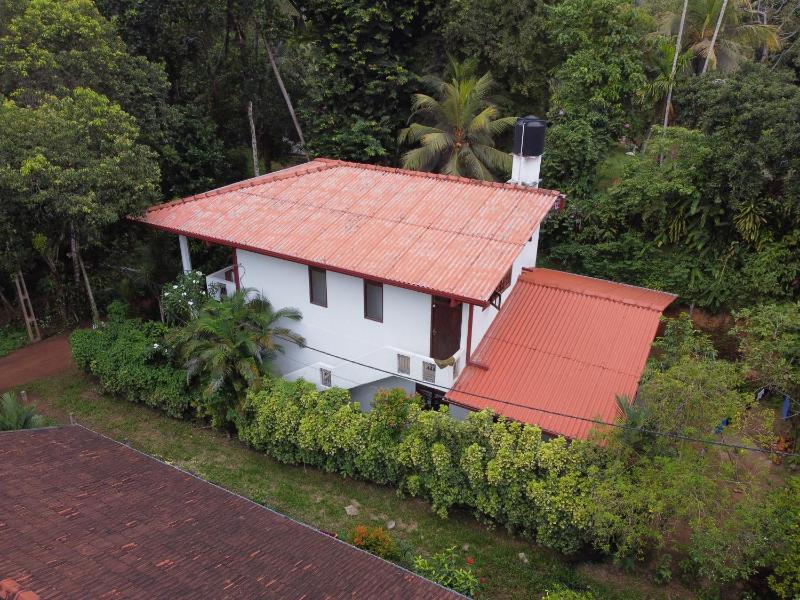 Handy House - image 8