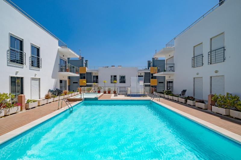 Meia Praia 106 by Destination Algarve - image 33