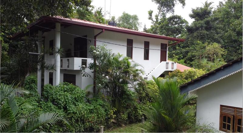 Handy House - image 2