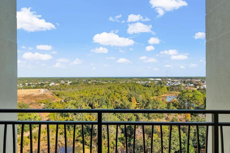 Studio with Inland View