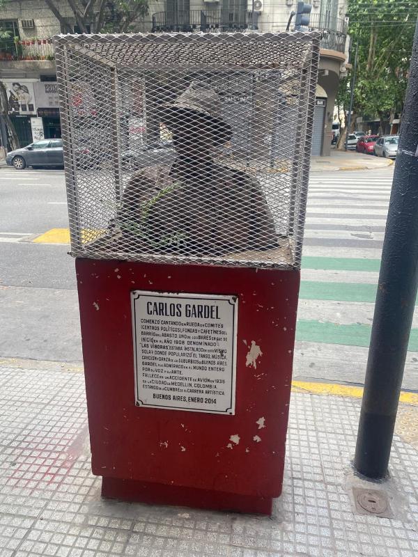 Avenida Corrientes y Billinghurst a metros de Abasto Shopping - image 13