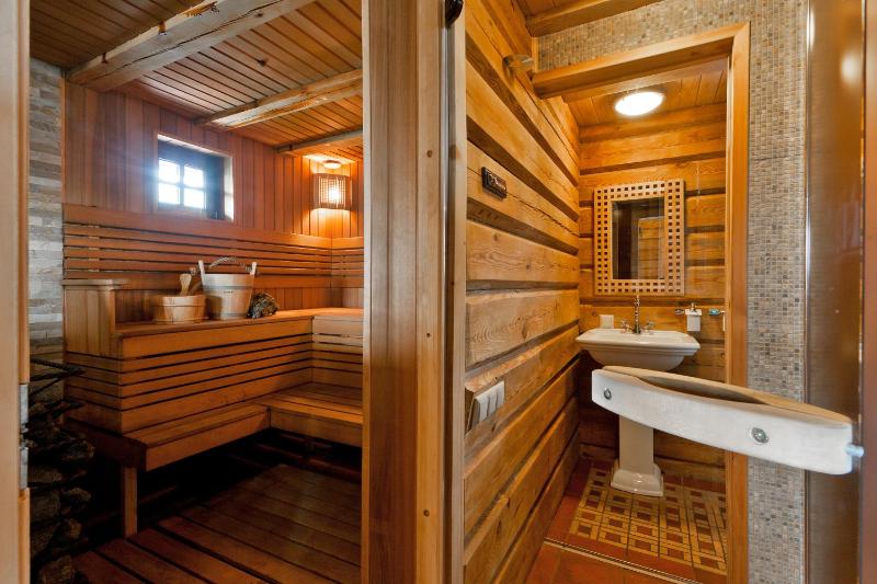 Chalet with Sauna image 4