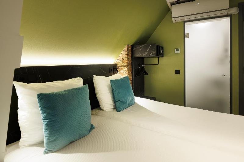 Ciao Papa Hotel Amsterdam Central Station - image 6
