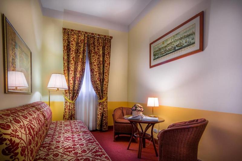 Junior Suite image 3