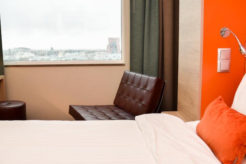Stylish Double Room image 3