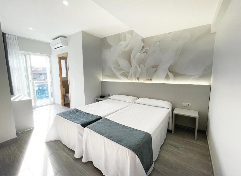 Hotel Maria del Mar - image 4