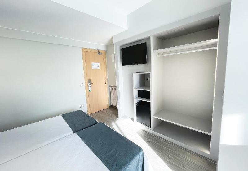 Hotel Maria del Mar - image 47