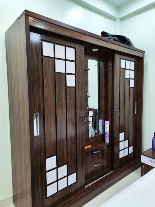 One BHK AC Service Apartment 202 - image 2
