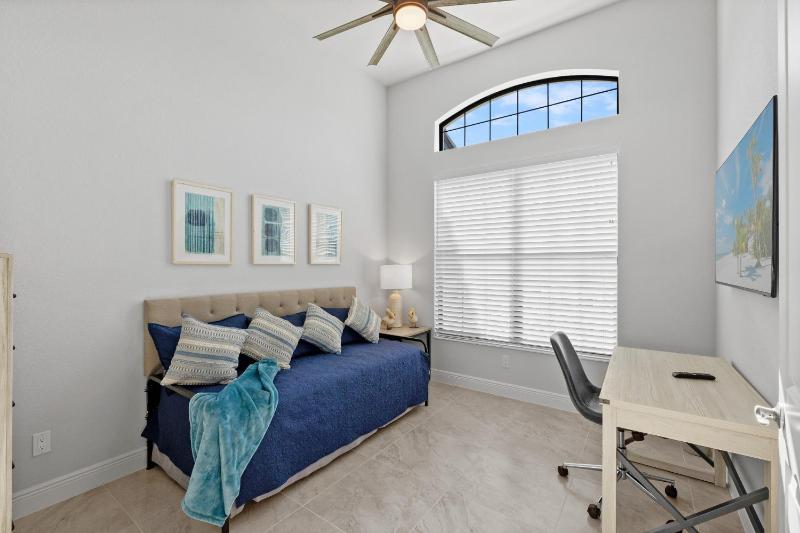 Absolutely stunning home that truly embodies Florida living Villa Blue Starfish - image 2
