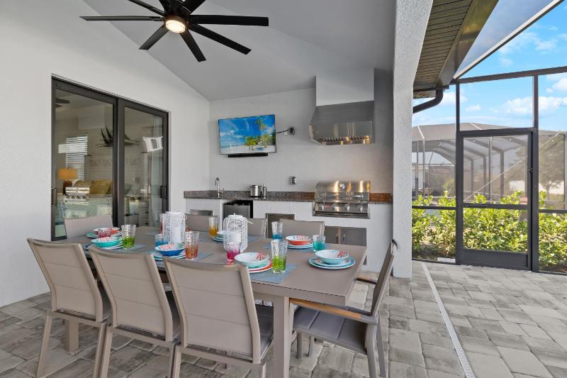 Absolutely stunning home that truly embodies Florida living Villa Blue Starfish - image 23