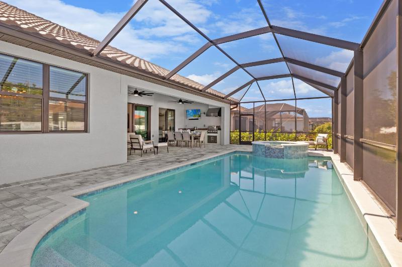 Absolutely stunning home that truly embodies Florida living Villa Blue Starfish - image 19