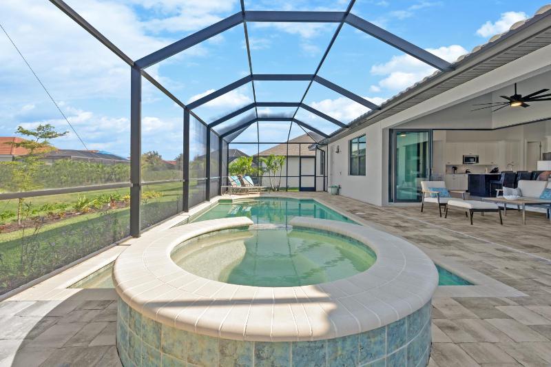 Absolutely stunning home that truly embodies Florida living Villa Blue Starfish - image 10