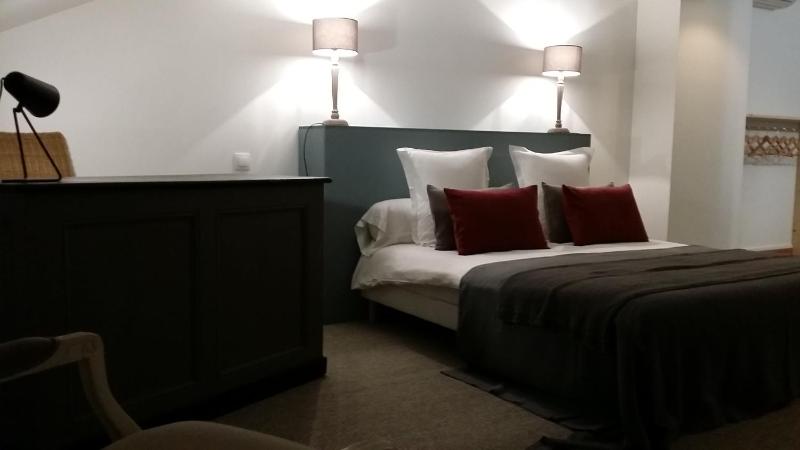 Deluxe Quadruple Room image 4