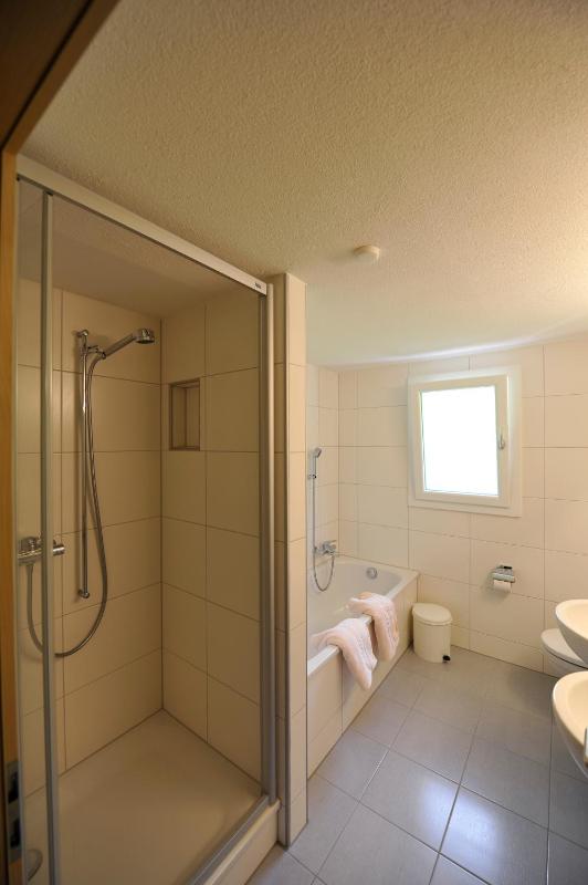 Double Room with Mountain View image 4
